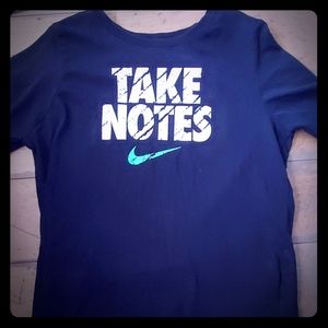 NIKE T-shirt